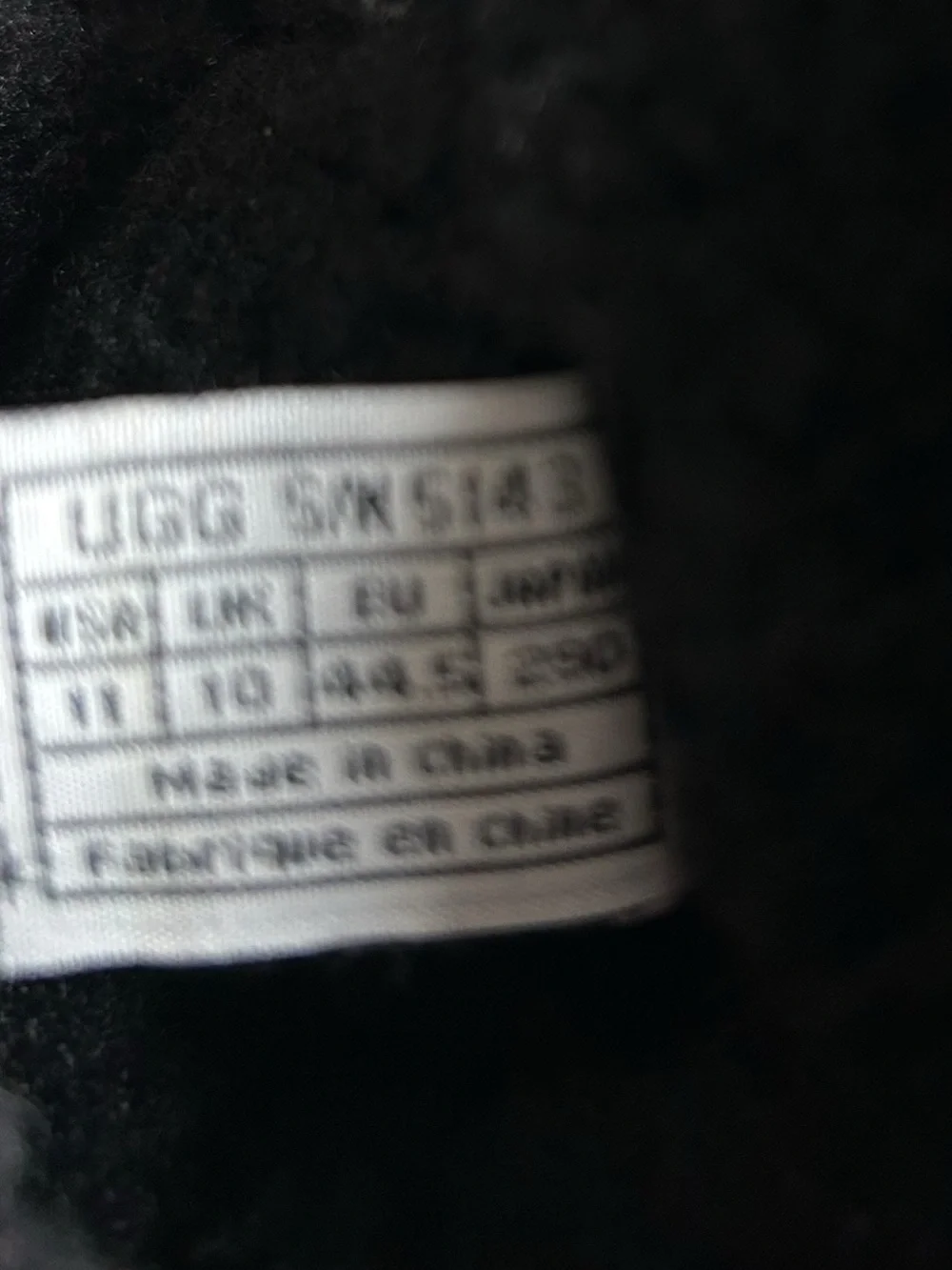 UGG sturdy black